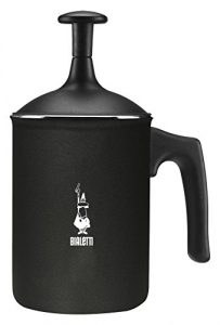 Bialetti Tutto Crema Milchaufschäumer 3 Tassen mit Doppelsieb für einen stabilen Milchschaum, 0.5 L, schwarz